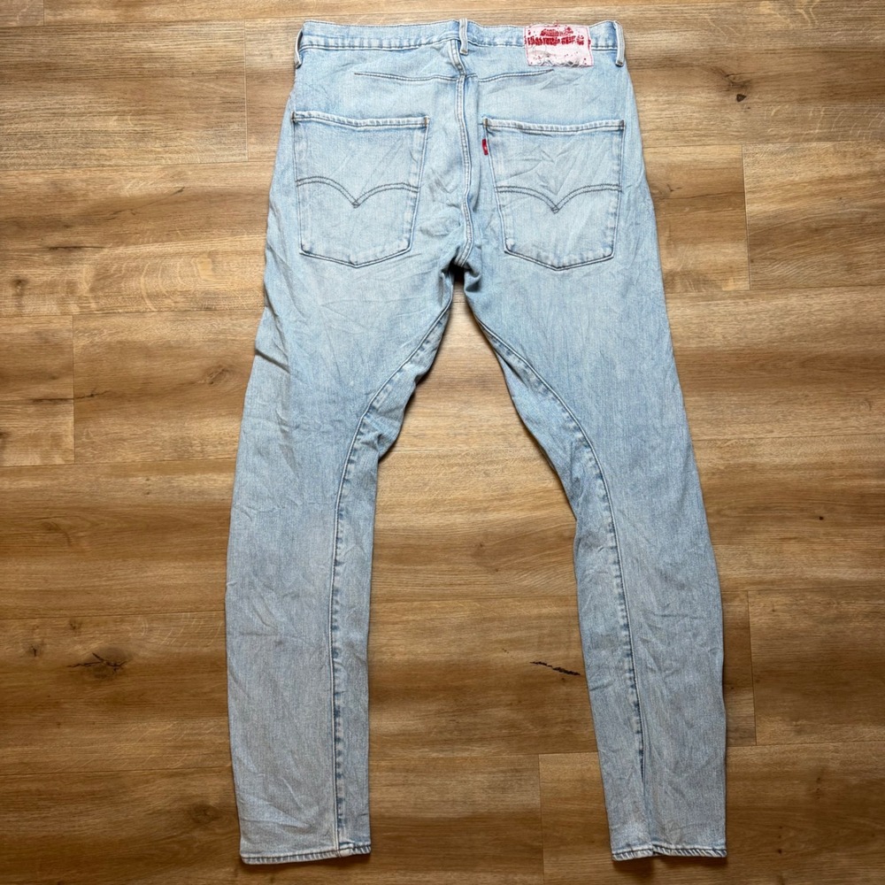Levis Engineered Jeans Mens 31x32 Light Wash Twisted Seam Stretch Denim Tapered